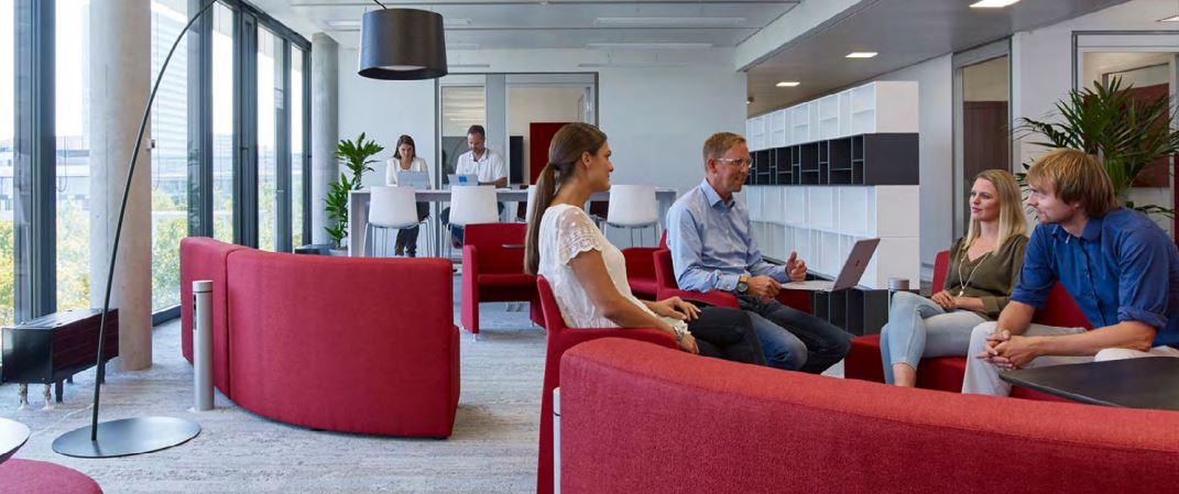 InderSchwabingerFirmenzentralehabenSilodenkenundAbschottungausgedient